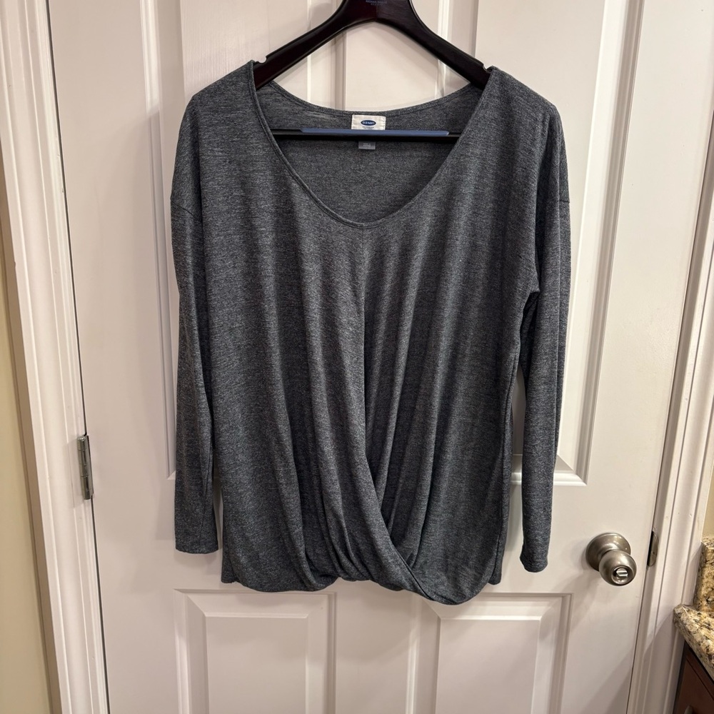 Old Navy Gray Heather Twist Front Top XL